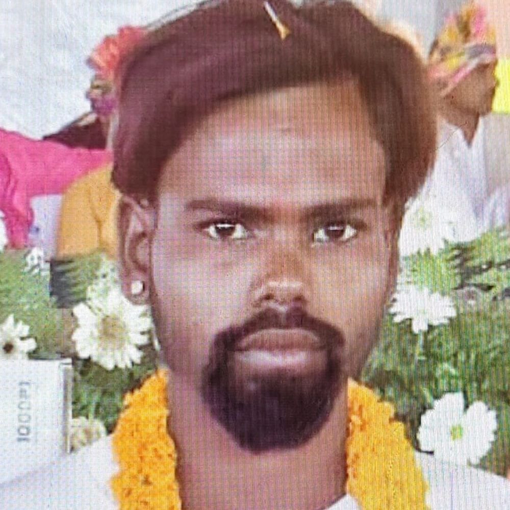 सिद्धार्थनगर में लोहे की रॉड से युवक की हत्या:परिजनों ने लोटन चौराहे पर जाम लगाया, आरोपी से हुई पूछताछ