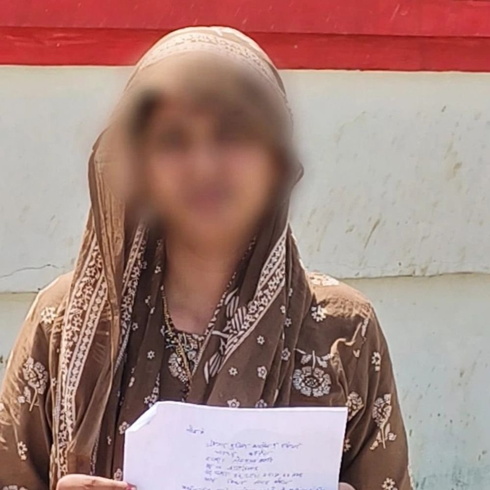 शादी का झांसा, गर्भपात और मारपीट का आरोप:औरैया में युवती ने एसपी से मांगा न्याय, गिरफ्तारी की मांग