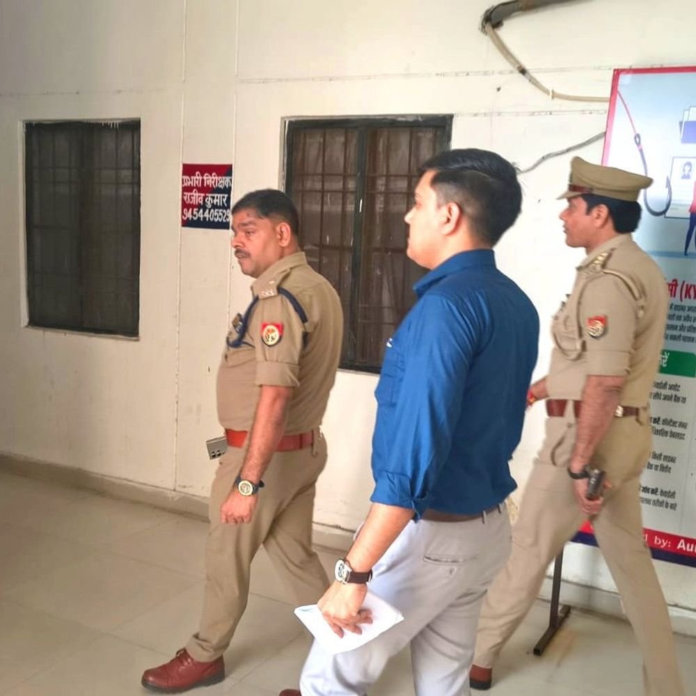 एएसपी ने महिला,साइबर और एएचटीयू थानों का निरीक्षण किया:लंबित मामलों के जल्द निपटारे और पीड़ित महिलाओं की शिकायतों पर कार्रवाई के निर्देश दिए