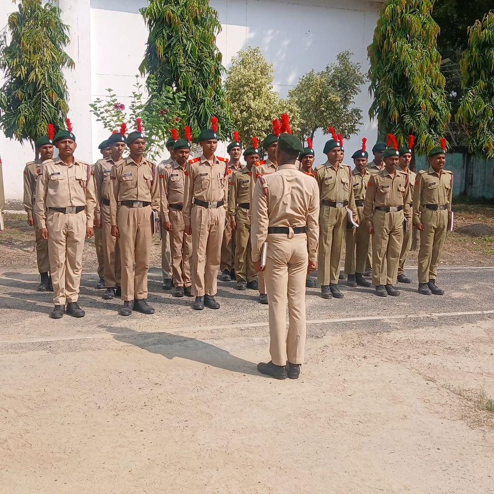 प्रयागराज में आर्मी अटैचमेंट कैम्प:बीएचयू के एनसीसी कैडेट्स ने लिया भाग, युद्ध कौशल का मिला प्रशिक्षण
