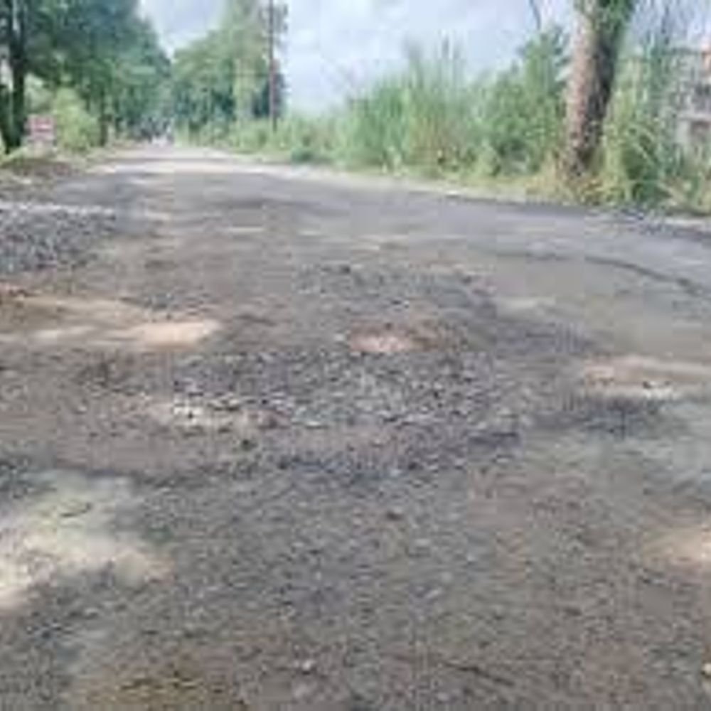 अम्बेडकरनगर में 25 ग्रामीण सड़कें होंगी गड्ढामुक्त:राज्य कृषि उत्पादन मंडी परिषद 8.83 करोड़ रुपये खर्च करेगी, शासन ने दी मंजूरी