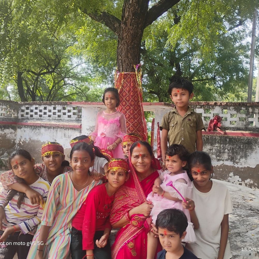 अमेठी में में हुआ कन्या पूजन:अरुणा देवी जी के माता मंदिर में श्रद्धालुओं ने की पूजा- अर्चना