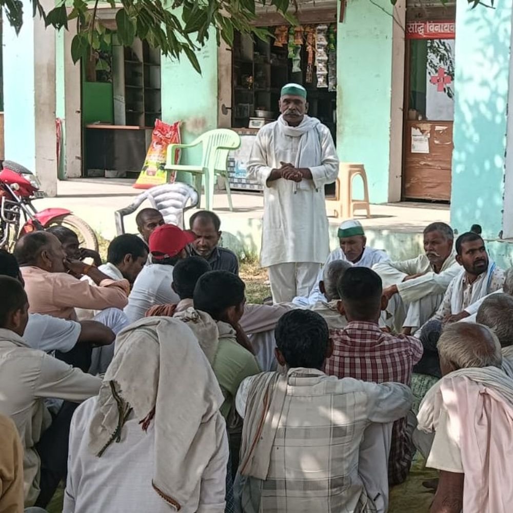 सम्भल में धारा 148 के नोटिसों से किसानों में आक्रोश:7 अक्टूबर को भाकियू असली की पंचायत, गांव-गांव जाकर कर रहे संपर्क