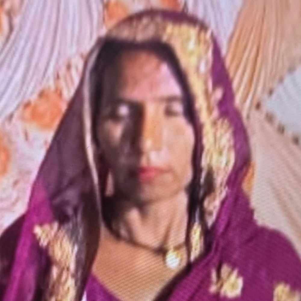गंगा एक्सप्रेस-वे पर अज्ञात वाहन ने महिला को रौंदा, मौत:संभल में धान काटकर घर लौट रही थी, अंडरपास में पानी भरा होने के पार करते समय हुआ हादसा