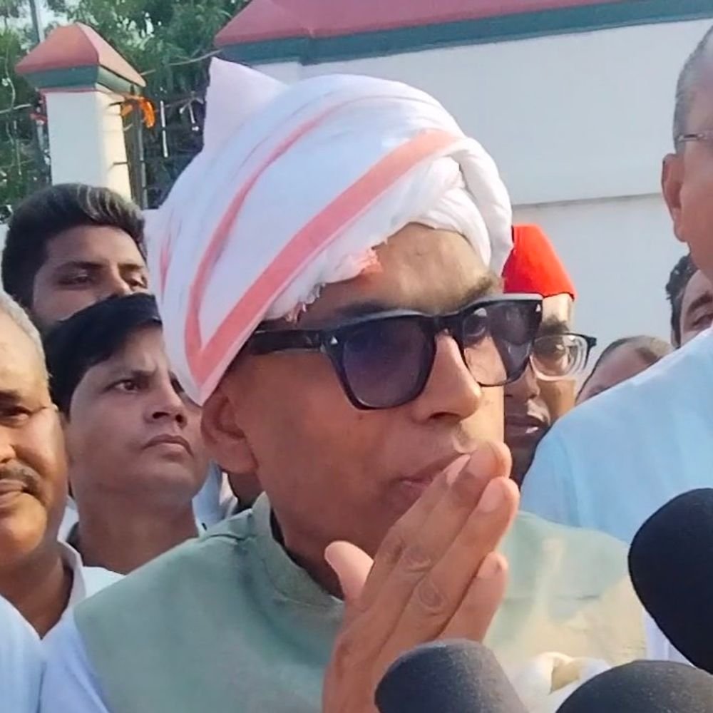 रामगोविंद चौधरी की राजनीतिक विरासत पर अखिलेश का बयान:बलिया में सपा सुप्रीमो बोले- समाजवादी संघर्ष और विरासत को कौन संभालेगा, ये बैठकर तय कर लेंगे