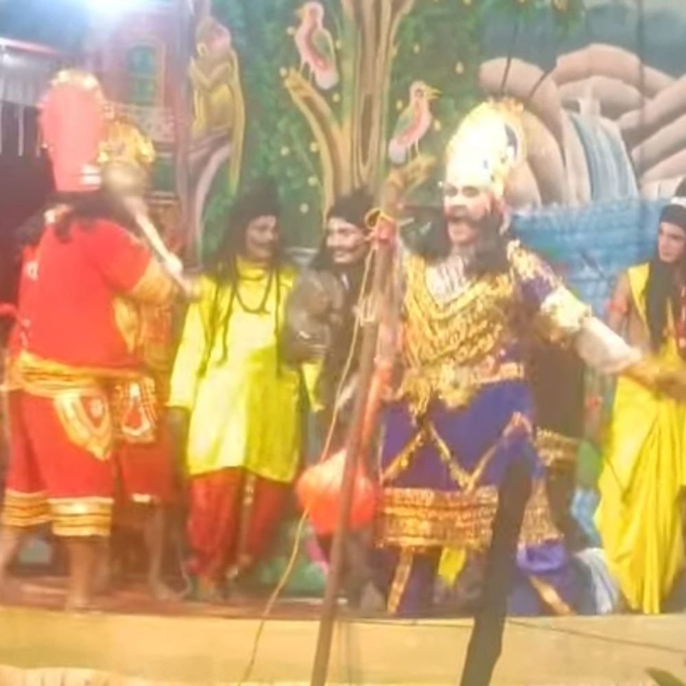 राम-रावण युद्ध का हुआ मंचन:कुंभकर्ण और मेघनाद के वध के बाद प्रभु राम ने मारा रावण