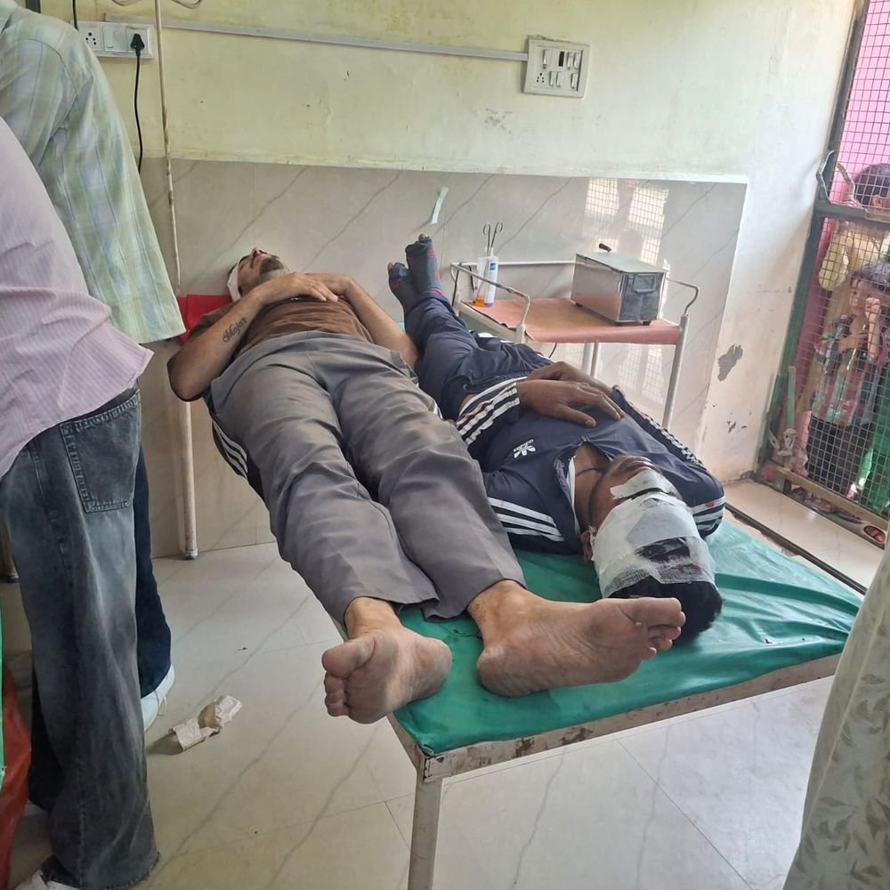 शामली में फ्लाईओवर पर पलटी स्कॉर्पियो, 2 की मौत:पानीपत बाईपास फ्लाईओवर पर हुआ हादसा, डिवाइडर से हुई टक्कर