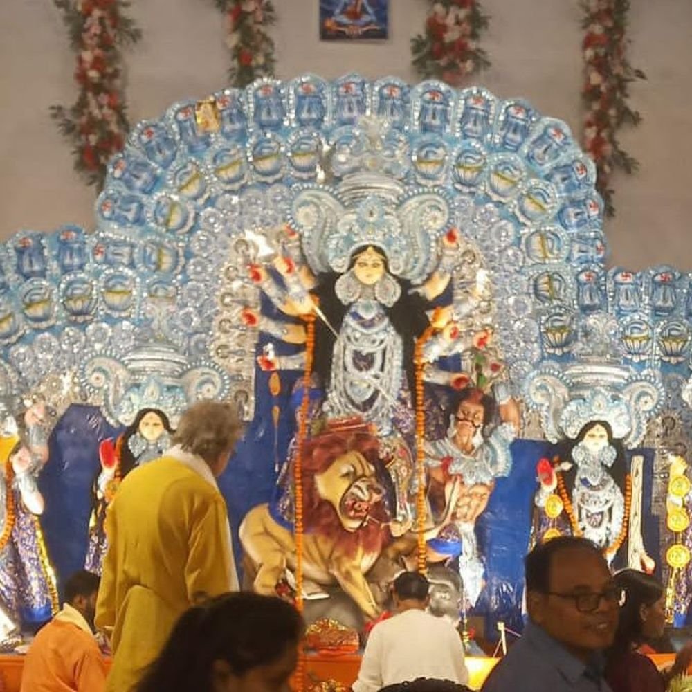 लखनऊ में दुर्गा पूजा महोत्सव:कलश सज्जा, रंगोली प्रतियोगिता में कंचन, शिखा और अनुष्का ने बाजी मारी