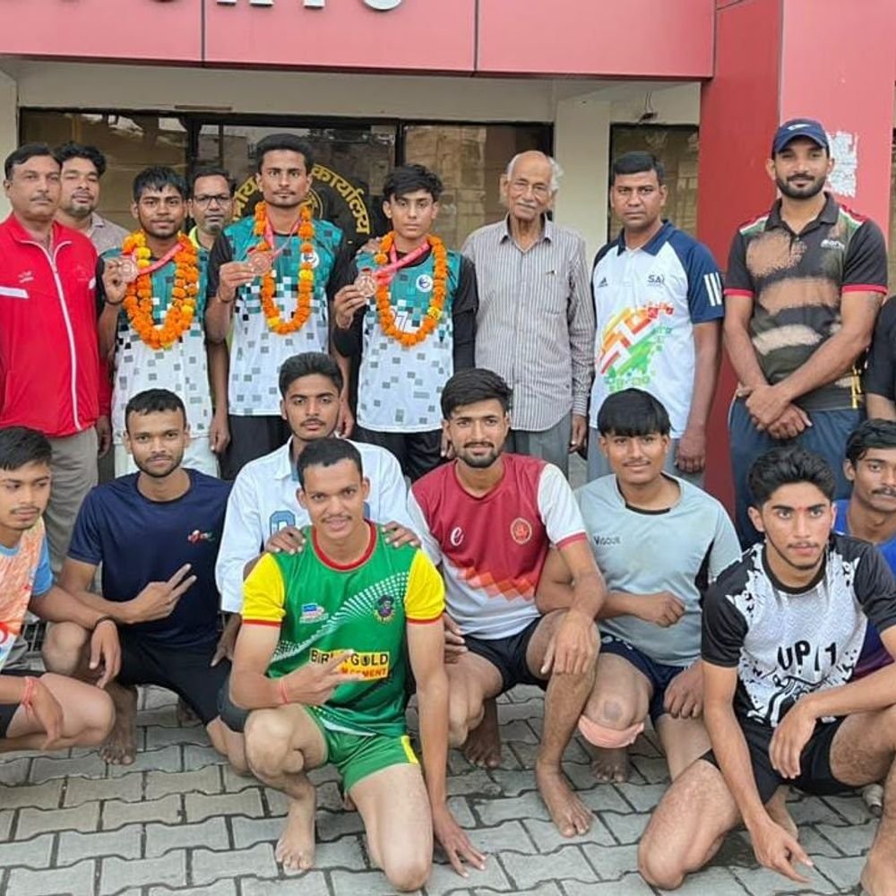 सहारनपुर के चार कबड्डी खिलाड़ियों ने कांस्य जीता:दिल्ली में हुई डीएवी नेशनल स्पोर्ट्स प्रतियोगिता में उत्तर प्रदेश टीम को तीसरा स्थान