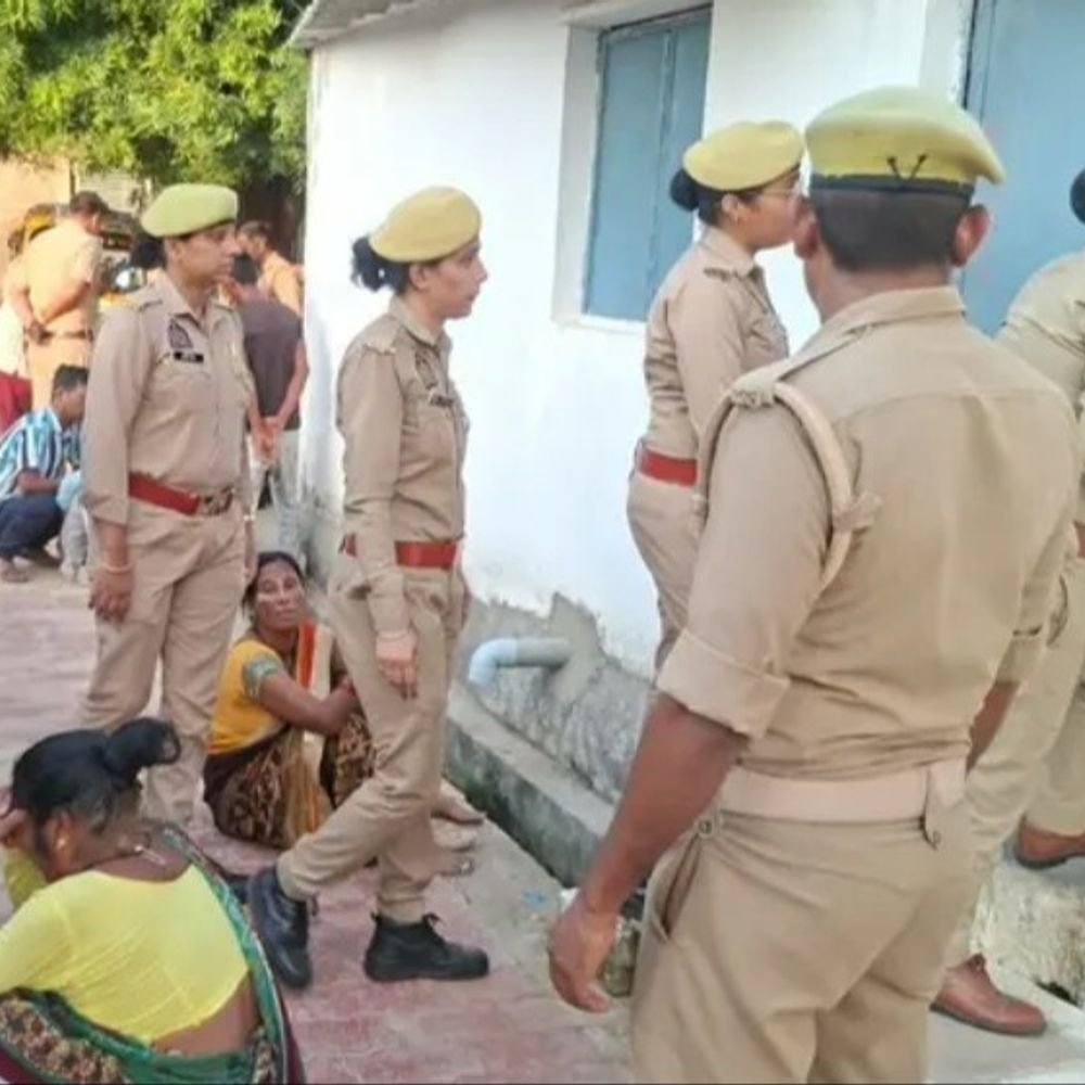 झांसी में 9वीं की छात्रा की गोली मारकर हत्या:अंदर से बंद था रूम, दीवार फांदकर घुसा था हत्यारा