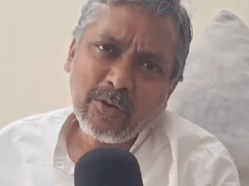 आकाश अग्रवाल बोले- बूथ-कैप्चर किए, लेकिन हरा नहीं पाए:आगरा में रोने वाले MLC ने कहा- शिक्षकों के भरोसे जीता चुनाव, सभी लिए करूंगा काम