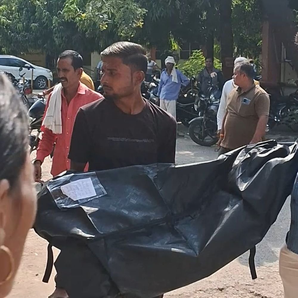 ओपन जिम में छात्र ने लगाई फांसी:कक्षा सात में पढ़ता था, माता-पिता के आने पर होगा पोस्टमार्टम