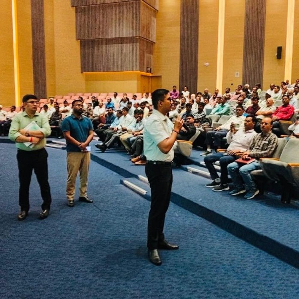 लखनऊ- विधान परिषद चुनाव के लिए 45 सेक्टर-9 जोन बने:3 दिन में मतदान केंद्रों की रिपोर्ट देंगे मजिस्ट्रेट, IGP में हुई ट्रेनिंग
