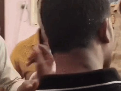 प्रयागराज में आइसा का विरोध प्रदर्शन:छात्रों का आरोप पुलिस ने जबरन हिरासत में लिया और मारपीट की