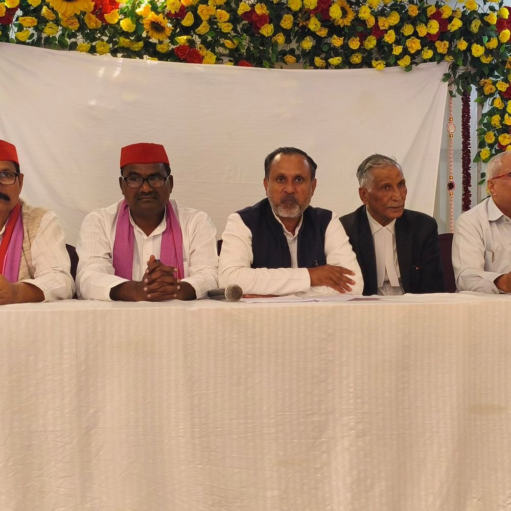 CM की सभा में आचार संहिता के उल्लंघन का आरोप:सपा प्रत्याशी डॉ. मानसिंह यादव ने चुनाव आयोग से शिकायत कर कार्रवाई मांगी