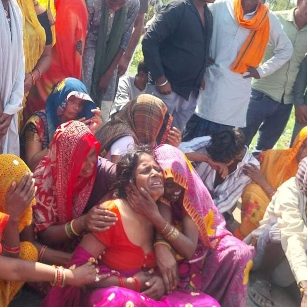पीलीभीत में तालाब में डूबने से ग्रामीण की मौत:16 घंटे बाद मिला शव, किनारे मिले थे कपड़े-चप्पल