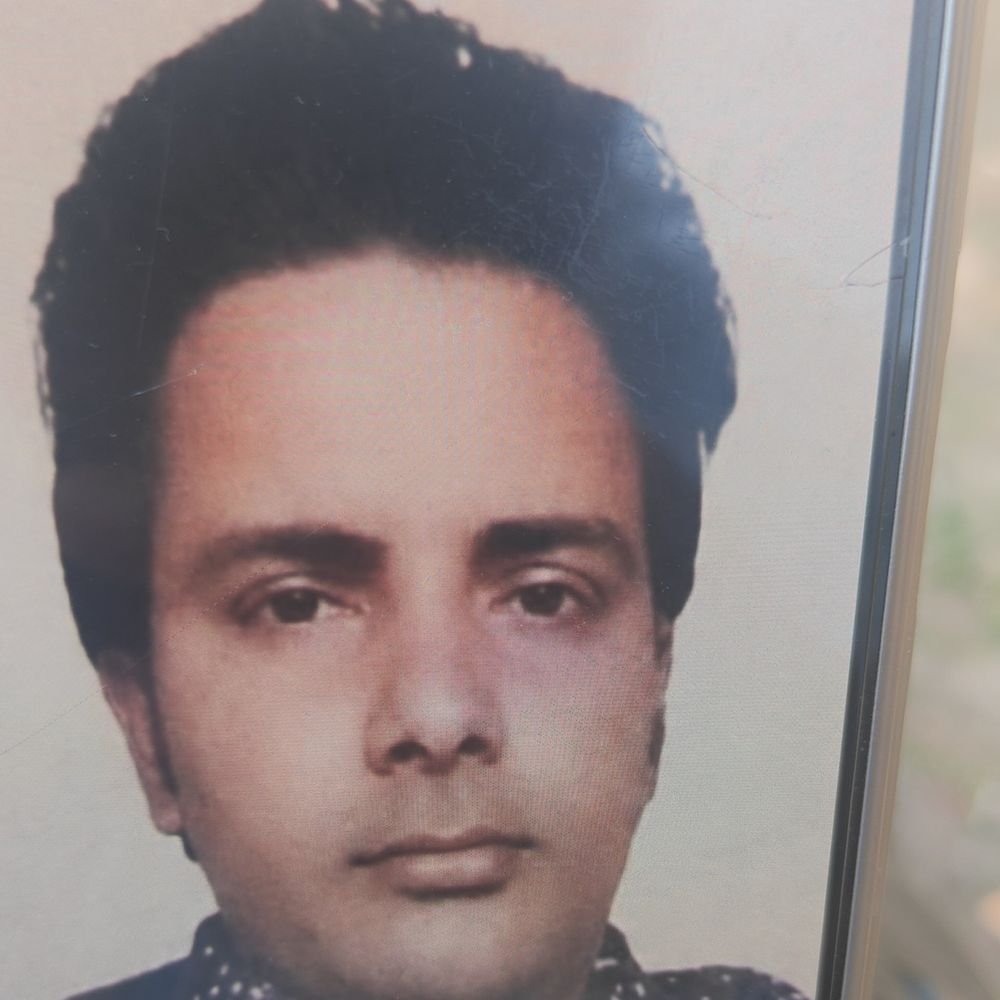 पीलीभीत में सड़क हादसे में मृत युवक बैंड कारोबारी निकला:परिजनों ने मोर्चरी में की पहचान, 17 अक्टूबर को हुआ था हादसा
