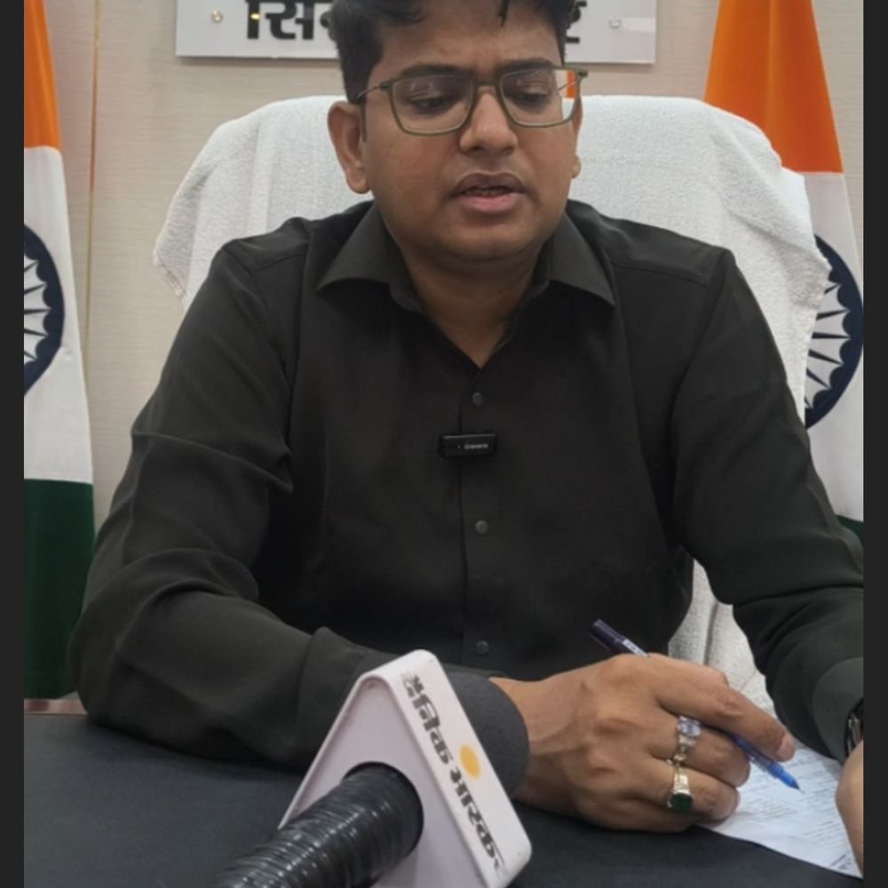 सिद्धार्थनगर में 12 अक्टूबर से EVM की जांच शुरू:2239 मतदान स्थलों के लिए 135% मशीनों का होगा परीक्षण