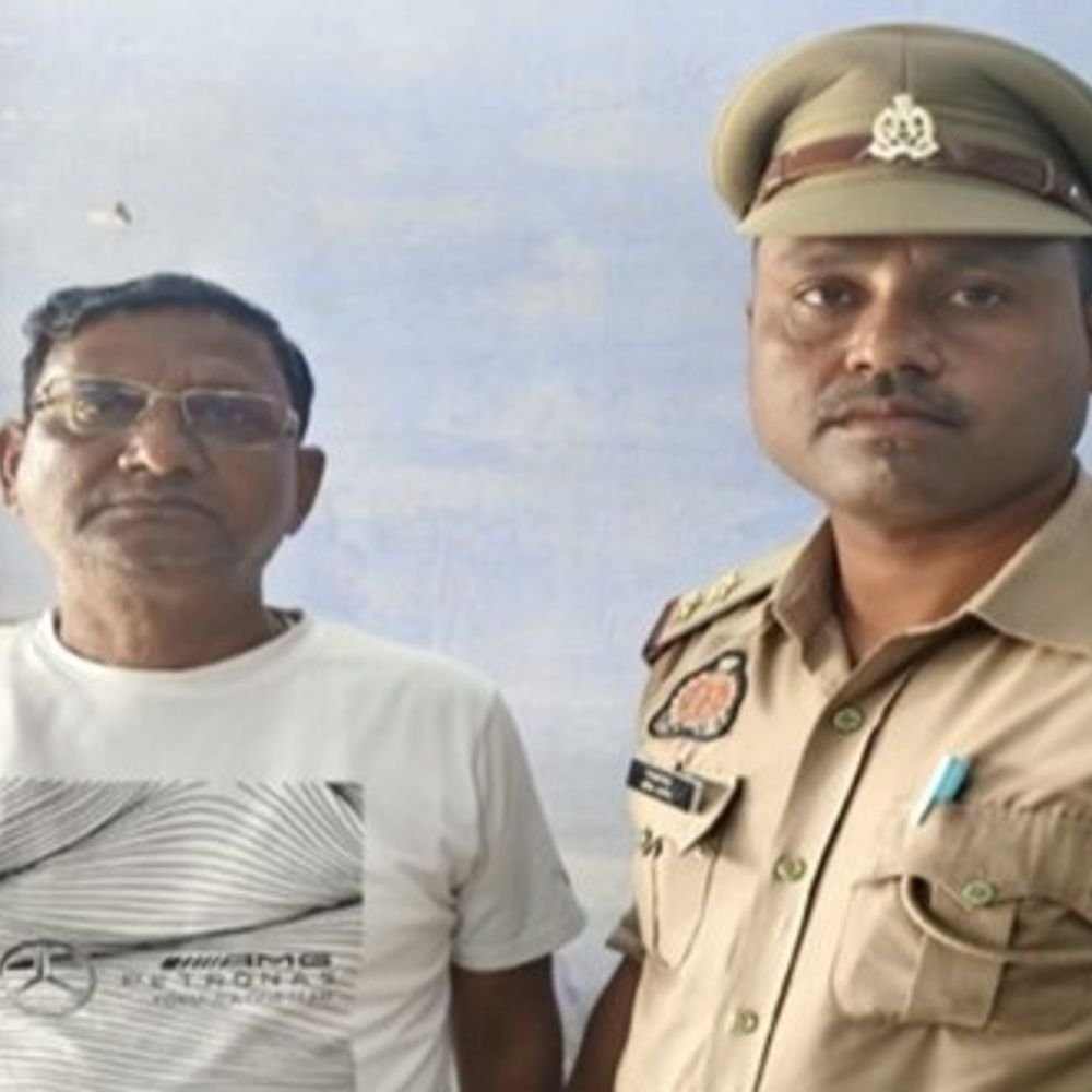 31 लाख की धोखाधड़ी में वांछित प्रॉपर्टी डीलर गिरफ्तार:प्रॉपर्टी में इन्वेस्ट कराने के बहाने बनाया शिकार, अप्रैल में दर्ज किया गया था मुकदमा