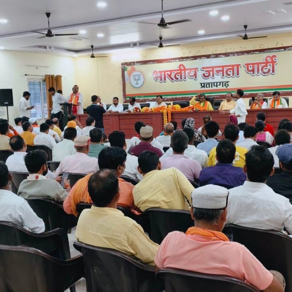 भाजपा जुटा रही पदाधिकारियों के सोशल मीडिया अकाउंट का ब्योरा:डिजिटल नेटवर्क मजबूत करने और चुनाव की तैयारी के लिए, निष्क्रिय को मिलेगा प्रशिक्षण