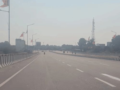 प्रयागराज में बढ़ने लगी ठंड, AQI 200 पहुंचा:धुंध भरी धूप से दिन में भी राहत नहीं, नगर निगम क्षेत्र में सबसे ज्यादा प्रदूषण, सुबह-शाम बढ़ी ठंड