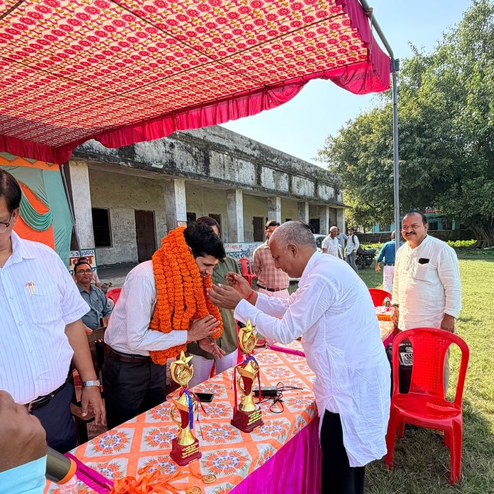 35 वर्षों की खेल सेवा पर सम्मान:क्रीड़ा प्रभारी बोले- मिला स्नेह और सम्मान जीवनभर याद रखूंगा