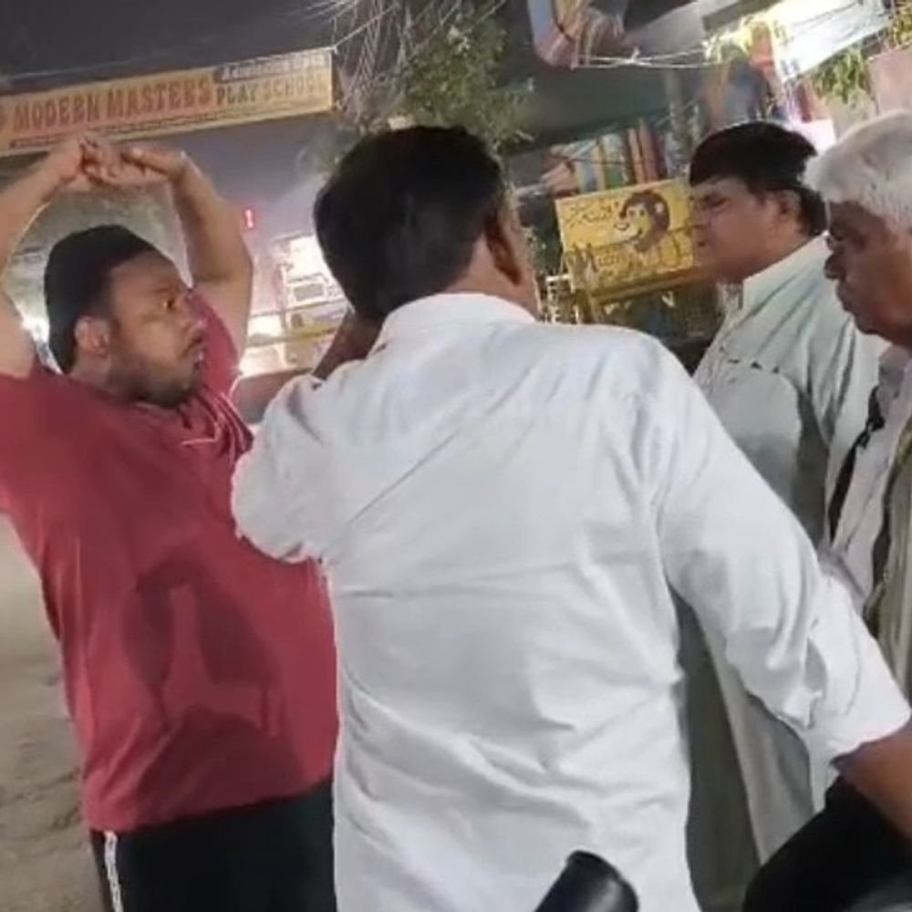 मेरठ में साइकिल का पाना मांगने पर युवक पर फायरिंग:2 राउंड गोली चली, आरोपी फरार; पुलिस तलाश में जुटी