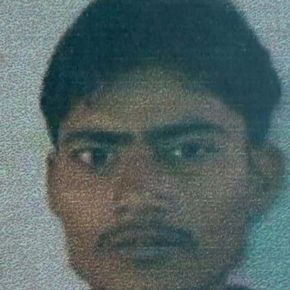 फर्रुखाबाद में ट्रेलर से टकराई बाइक:पल्लेदार की मौत, ओवरटेक करते समय हादसा, नेशनल हाईवे पर हादसा