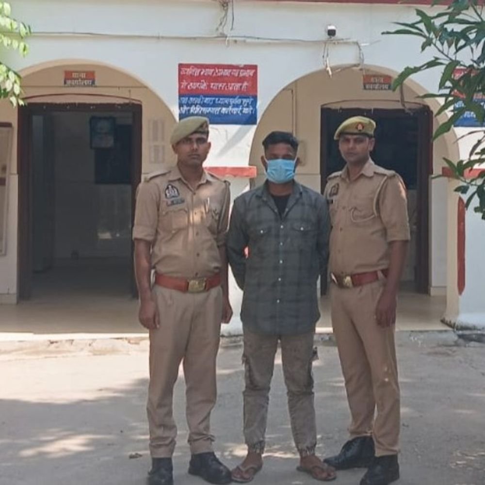 सहारनपुर में भाई ने ग्राम-सेवक अधिकारी बहन का गला घोंटा:रात में बहन के पास युवक को घर में देख भड़का, गुस्से में दुपट्टे से घोंटा गला
