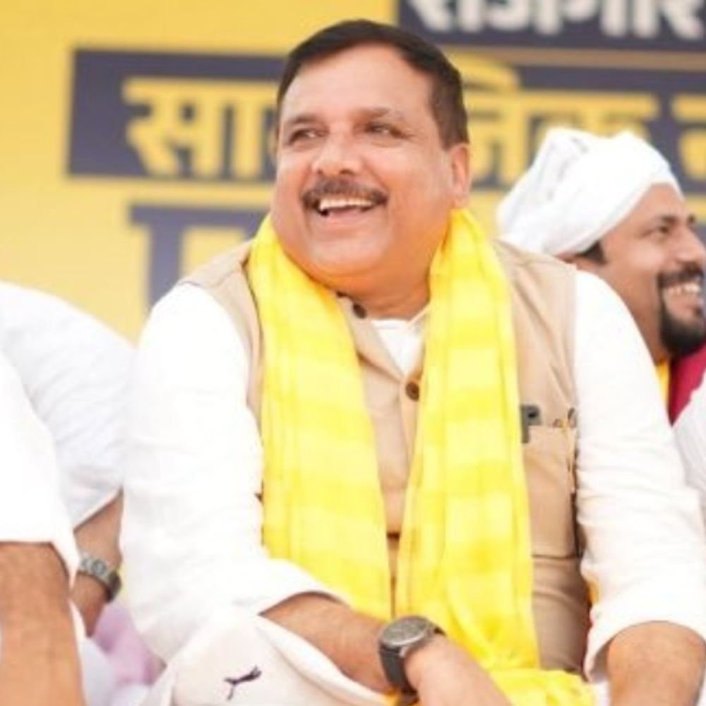 संजय–सिंह बोले- 2 सीट वाली कांग्रेस मांग रही 150-200:अखिलेश संग बैठकर तय करें कितनी सीटें मिलनी चाहिए, ऐसी ही हठ से हारे थे हरियाणा