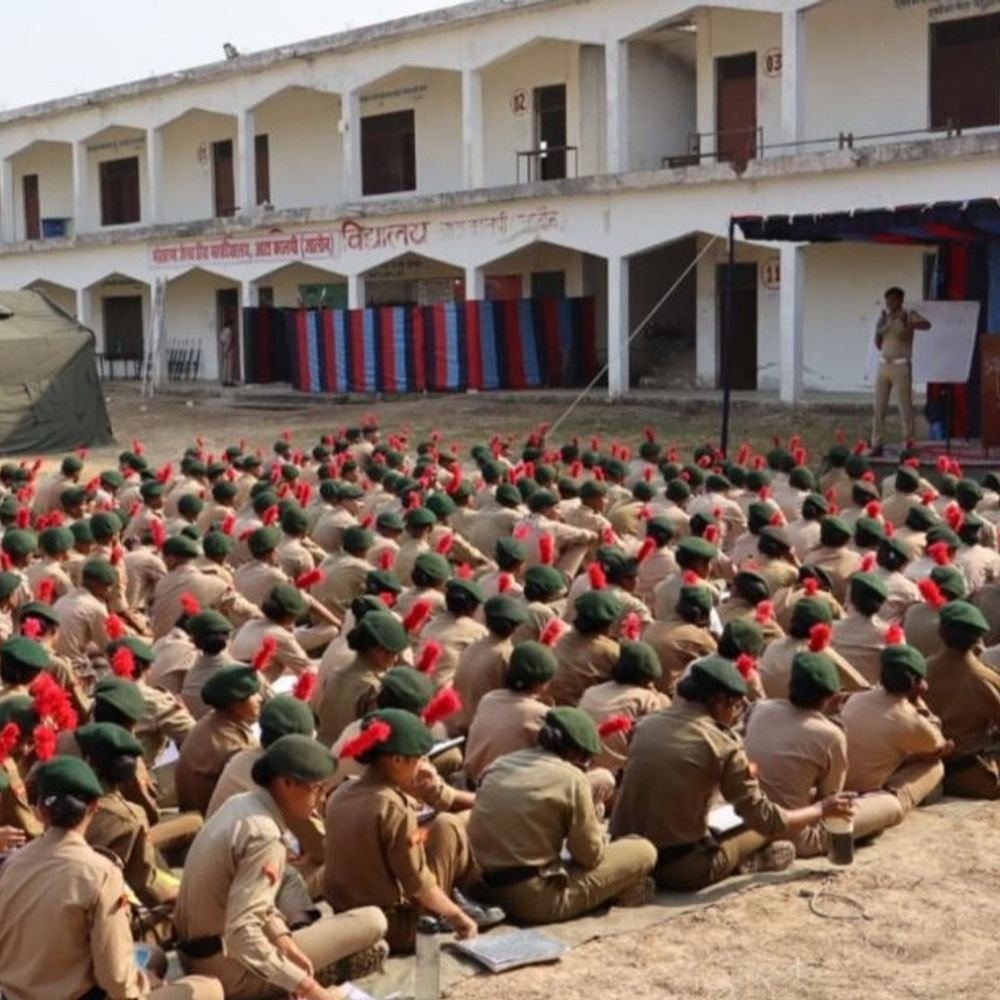 जालौन में एनसीसी प्रशिक्षण शिविर आयोजित:कैडेट्स ने सीखा अनुशासन, मिला फायर फाइटिंग और शस्त्र ज्ञान