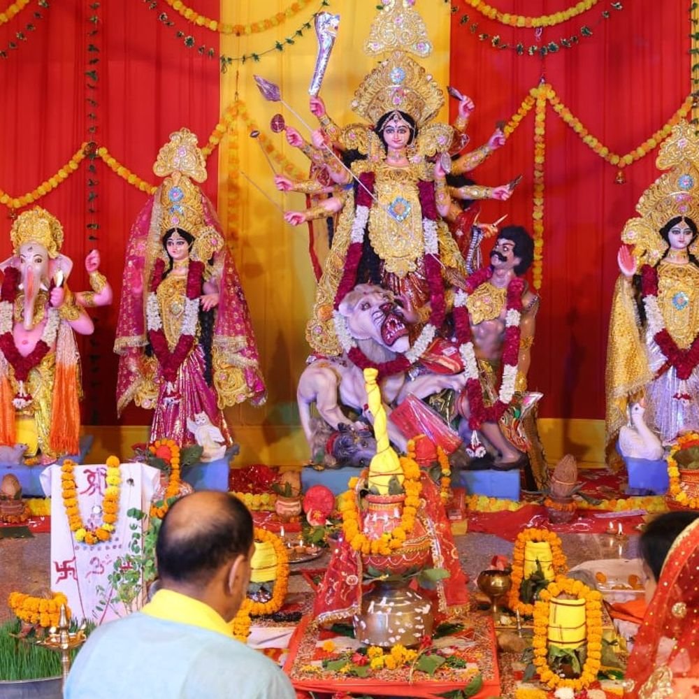 गाजियाबाद में दुर्गा पूजन में बच्चों ने दी मनमोहक प्रस्तुतियां:संकल्पसिद्धि फाउंडेशन के पंचम दुर्गापूजनोत्सव में सांस्कृतिक कार्यक्रमों का आयोजन
