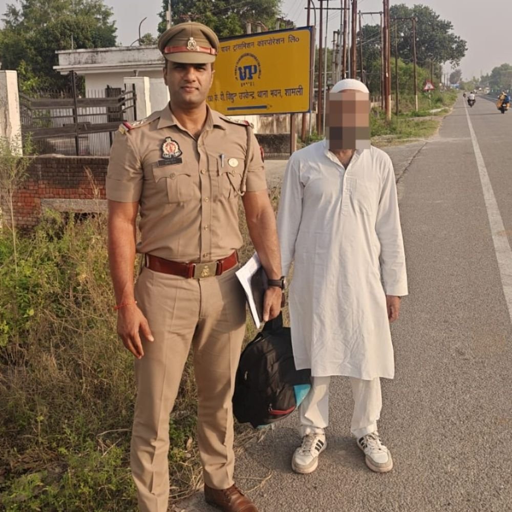 12 मुकदमों का अपराधी 6 महीने के लिए जिला बदर:सहारनपुर में पुलिस ने मुनादी कराकर शामली बॉर्डर पर छोड़ा