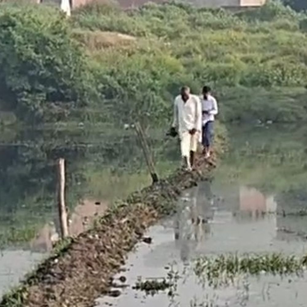 नाले की समस्या पर किसानों का नगर पालिका को अल्टीमेटम:बागपत मे 50 बीघा जमीन प्रभावित, BKU अखंड ने दिया तीन दिन का समय
