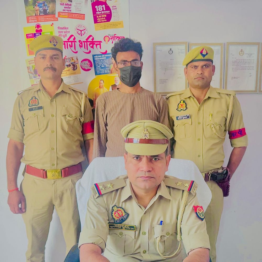 चलती ट्रेनों में चोरी करने वाला 16 साल से फरार:कुर्की के बाद भी कोर्ट नहीं आया, मुखबिर की सूचना पर एटा से पकड़ा गया