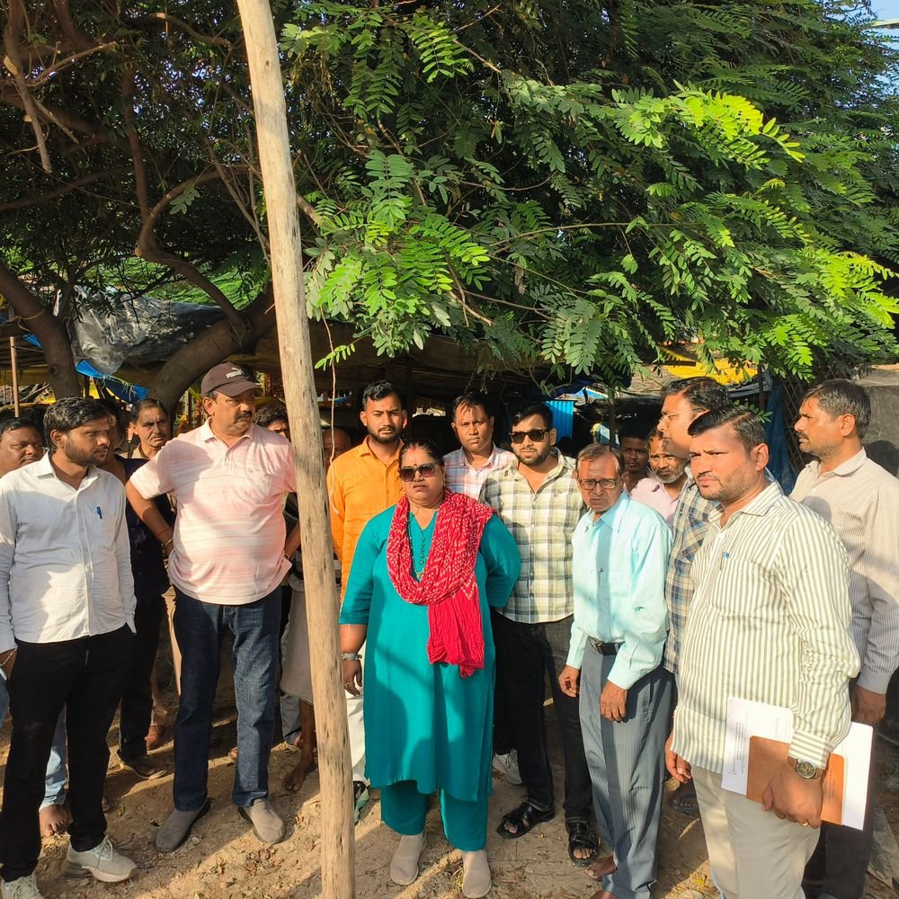 मां कूष्मांडा मंदिर परिसर में बनेगा सत्संग भवन:विधायक सरोज कुरील ने चिन्हित भूमि का निरीक्षण किया, पर्यटन विभाग 1.20 करोड़ से कराएगा निर्माण