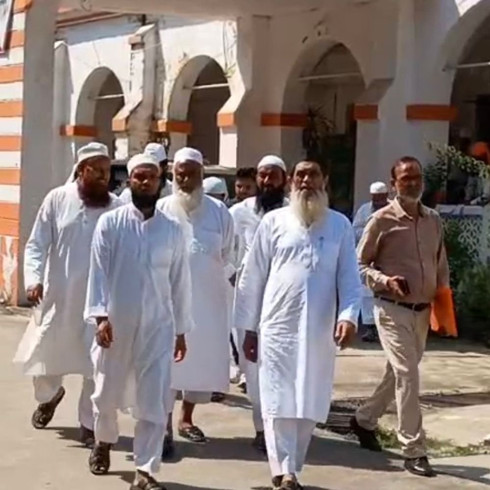 अजान पर कार्रवाई से पहले बातचीत करे प्रशासन:बिजनौर में जमीयत उलेमा-ए-हिंद ने एसपी को सौंपा ज्ञापन