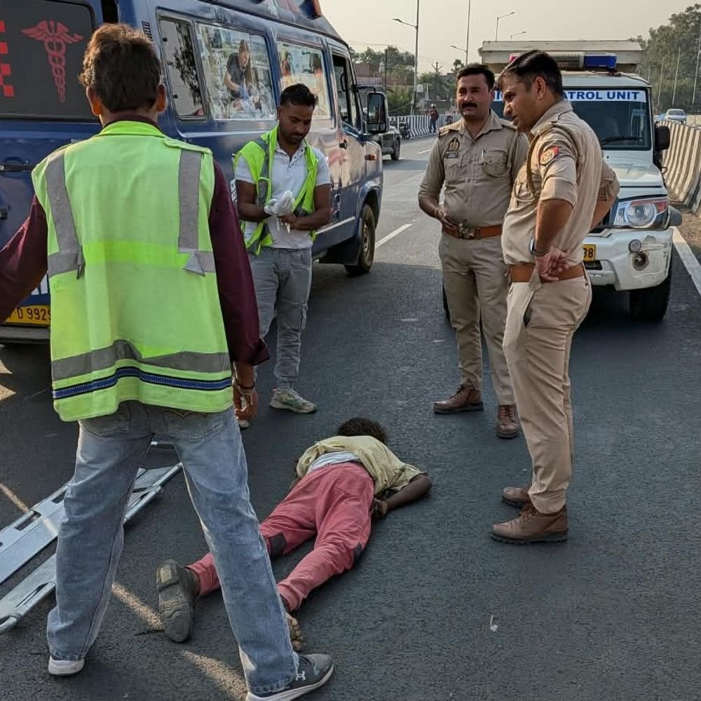 वाहन की टक्कर से एक व्यक्ति की मौत:फ्लाईओवर पर घायल मिला, अस्पताल में दम तोड़ा; पहचान करने में जुटी पुलिस