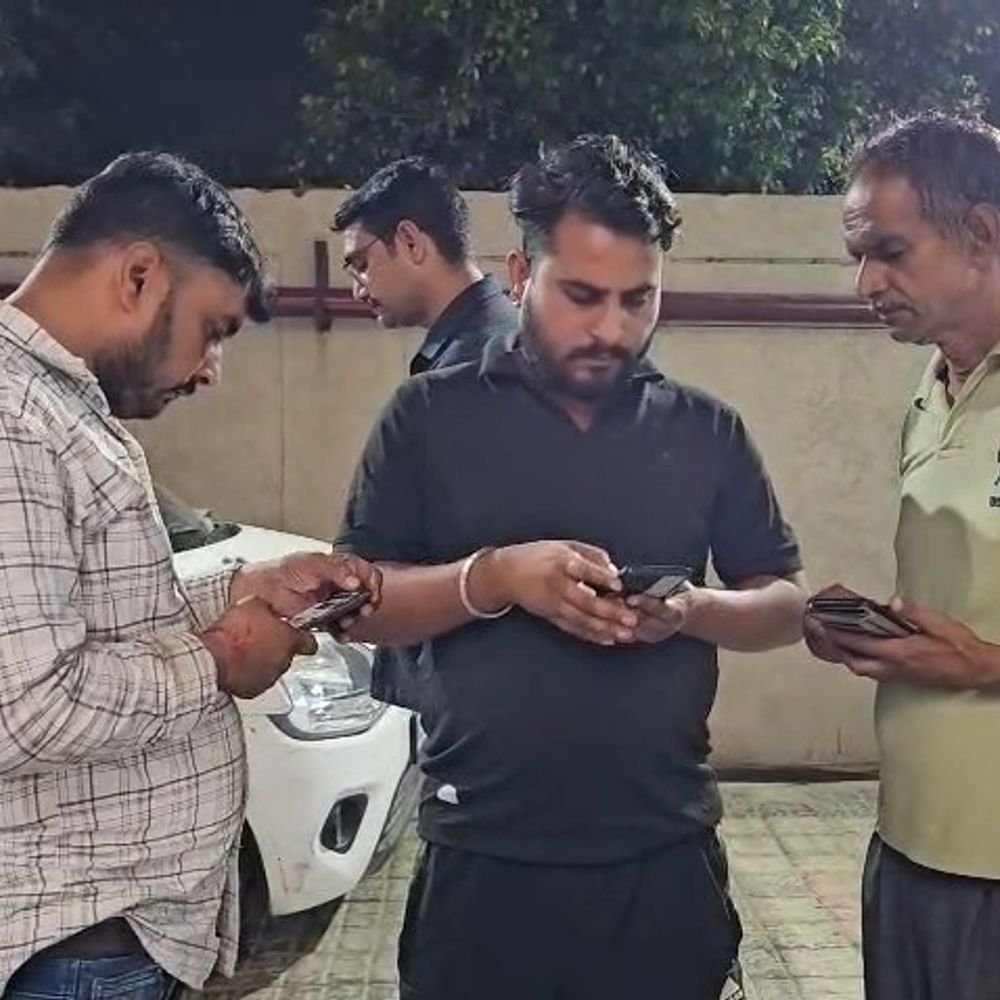 मथुरा में लेनदेन विवाद में व्यापारी को गोली मारी:अस्पताल में भर्ती, हालत गंभीर, केस दर्ज