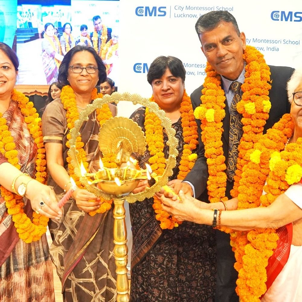 लखनऊ में अंतरराष्ट्रीय खेल ओलम्पियाड 'स्पर्धा-2026' शुरू:श्रीलंका, नेपाल, भूटान और भारत के 500 खिलाड़ियों ने विश्व शांति का संदेश दिया