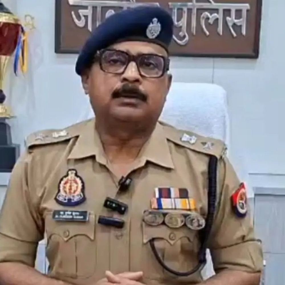 गाजीपुर के एसपी ईरज राजा बलिया भेजे गए:जालौन के एसपी विनय कुमार सिंह गाजीपुर के नए कप्तान होंगे