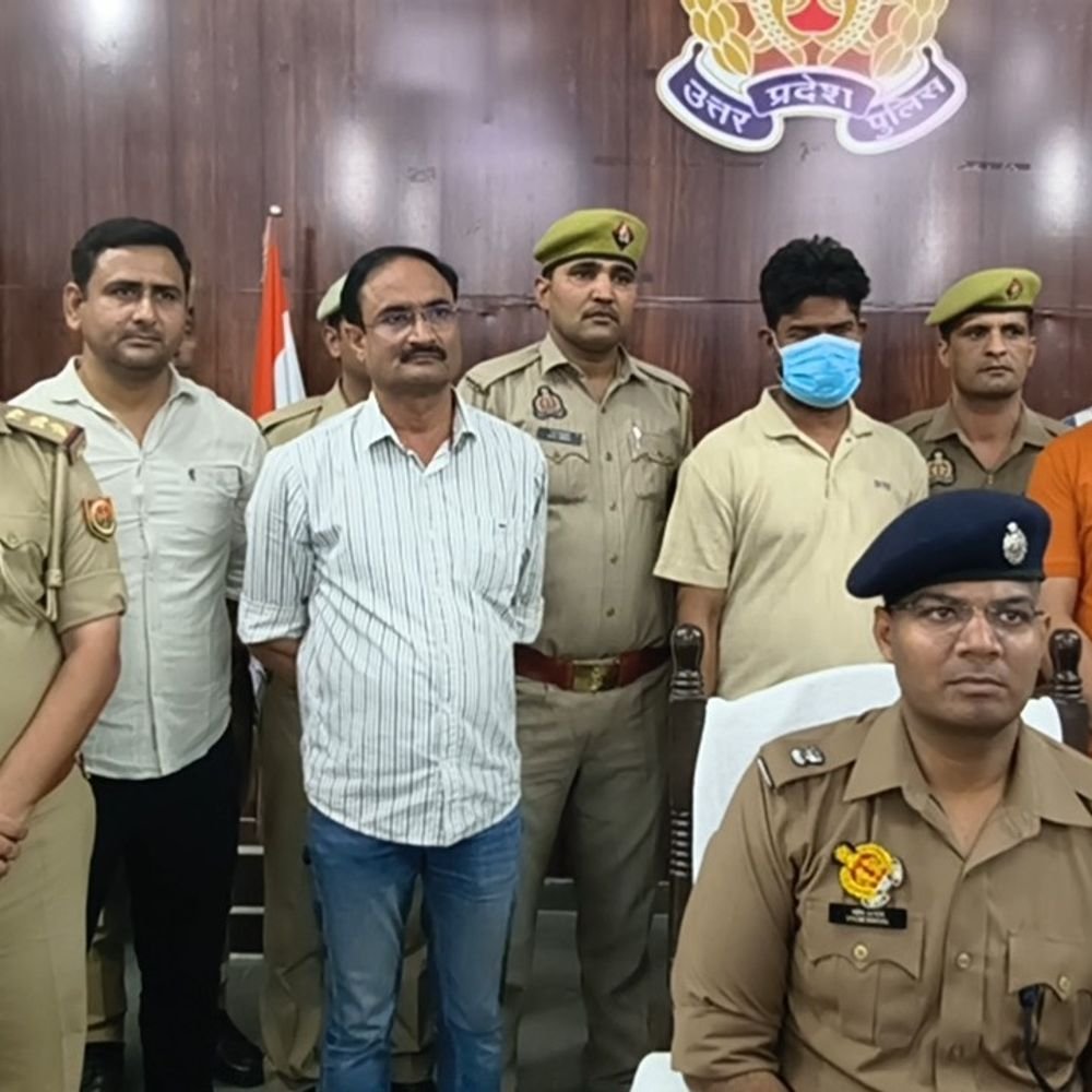 सहारनपुर में 4 करोड़ की स्मैक पकड़ी-एक तस्कर गिरफ्तार:2 किलो 24 ग्राम नशीला पदार्थ बरामद, मोबाइल से खंगाला जा रहा नेटवर्क