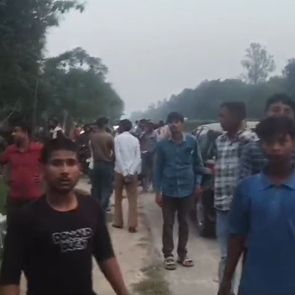 सीतापुर में हाईवे पर युवक की लाठी-डंडों से पीटकर हत्या:पुरानी रंजिश में बाजार से घर लौटते समय घेरकर किया हमला