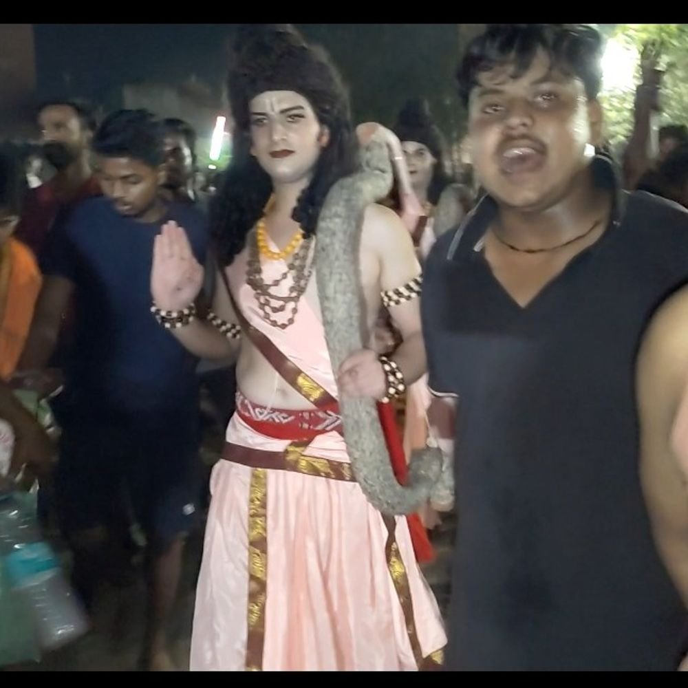 केवट ने श्रीराम को गंगा पार कराई:निषाद राज से भगवान राम का हुआ मिलन, मुरादाबाद में रामलीला का मंचन