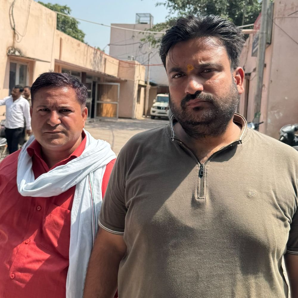 शिकारपुर में सुनार को ब्लैकमेल करने का आरोप:पीड़ित ने एसपी से लगाई परिवार की सुरक्षा की गुहार