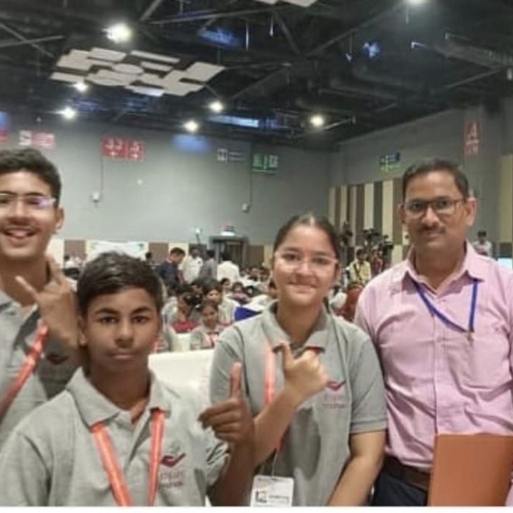 दिव्यांश का मॉडल देश के टॉप 60 में चुना गया:यूपी के परिषदीय विद्यालयों से अकेला, जापान यात्रा की भी संभावना
