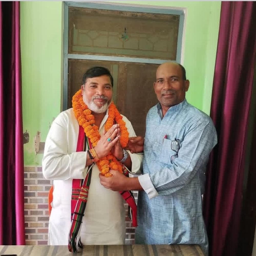 राधेश्याम गोंड बने भाजपा ST मोर्चा के प्रदेश उपाध्यक्ष:कार्यकर्ताओं ने दी बधाई, नरकटिया खुर्द में जोरदार स्वागत
