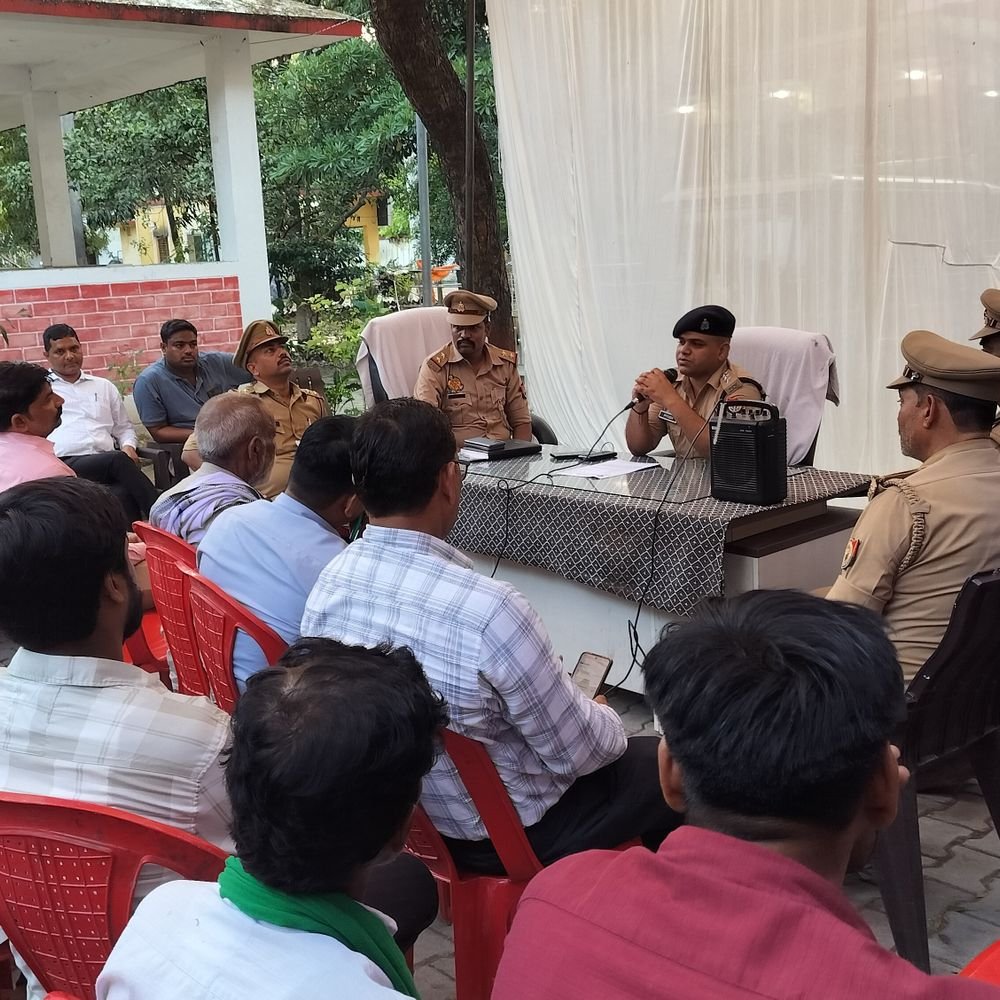 मिल्कीपुर में 470दुर्गा प्रतिमाएं होंगी स्थापित, सीओ ने दिए निर्देश:पंडालों में CCTV कैमरे लगाना जरूरी, सुरक्षा को लेकर पुलिस सतर्क