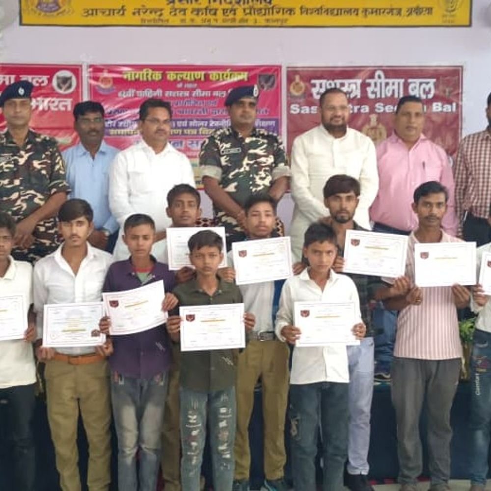 श्रावस्ती में SSB का 20 दिवसीय प्रशिक्षण पूरा:30 ग्रामीणों को मिला रोजगारपरक हुनर, 15 युवाओं को सोलर टेक्नीशियन का प्रशिक्षण