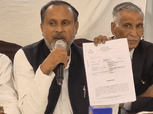 सपा MLC ने बेरोजगारी-शिक्षा के मुद्दे पर बैठक की:डॉ मानसिंह बोले-पुरानी पेंशन बहाल होगी, खत्म होगी आउटसोर्सिंग व अग्निवीर प्रथा